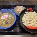 つけ麺 みつ圀 - 濃厚魚介つけ麺(中盛330g)(890円)
