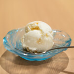 Shabu Tei Kotobuki - 塩ちんすこう味のアイス