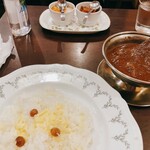 トマト - カレー、ライスに付け合わせ