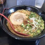 らぁ麺 和っか - 和だしらぁ麺　しょうゆ880円
            
            