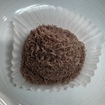 Echigoya Wakasa - 小萩もち。小豆の味。ぽろぽろ。