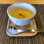 vin hut doki - カボチャのスープ