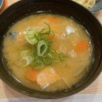 海鮮アトム 鯖江店 - 鮭のあら汁