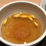 鯛塩そば 灯花 - 黄金色のつけ汁
