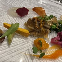 カントニーズ 燕 - シェフセレクト季節の健康野菜の特製オードブル盛り合わせ