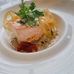 R restaurant & bar - 