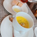 R restaurant & bar - 