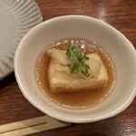 ゆ屋 - 料理写真:つきだし　揚げ出し豆腐