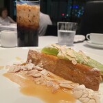 THE COSMOPOLITAN GRILL BAR TERRACE - 