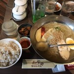 ちゃんぐん平岡亭 - 