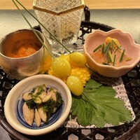 活 かに市 - 銀杏
                    蟹の磯辺和え
                    いくらのおろし和え
                    落花生のあおさ和え
                    あんこうの肝