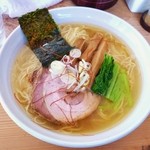 塩らーめん大盛り　750円（ランチタイム）