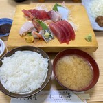 Nishiyo - 大盛り刺身定食　¥1450