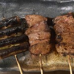 立川やきとん - ネギ…焼きすぎ(T . T)