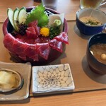 高坂カントリークラブ - 天然南鮪の鉄火丼(1,980円)
