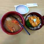 寺泊中央水産 まるなか - 