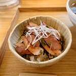 らぁめん はち麺 - あぶり鴨丼