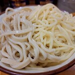 綾瀬 大勝軒 - 明らかに違う麺