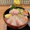 Tenpura Sakaba Wakafuku - 三色丼（ブリ、サーモン、ねぎとろ）　950円（税込）