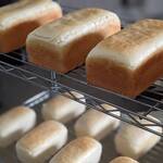 米粉のパンと焼菓子 sora no kujira - 米粉食パン（８大アレルゲンフリー）