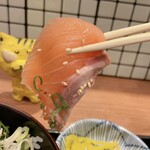 天ぷら酒場 ワカフク - サーモン、にゅ～～ん！