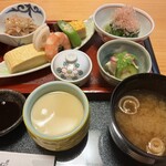 小文字 久芽乃 - 