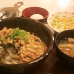 すき家  前橋下大島店  - とりそぼろ丼