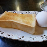さち - 2013.10 岐阜のモーニング基準は判りませんが、トーストにゆで卵のモーニング。