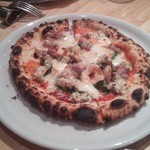 ピッツァ サン フェリーチェ - ソーセージピザ