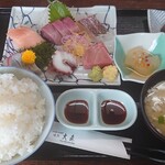 Ajidokoro Oomori - 刺身定食