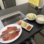 Yakiniku Toudei - 