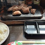 やっぱりステーキ - お箸deステーキ 180g 1200円。