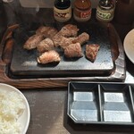 やっぱりステーキ - お箸deステーキ 180g 1200円。