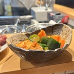 ライブ焼肉 てんぐ - キムチ盛り合わせ