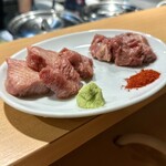 ライブ焼肉 てんぐ - タン食べ比べ（塩タン・中落ちタン）