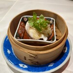 田中圭英 - 愛媛県愛南町のクエの蒸し物　茄子 白葱 梅肉 ナンプラー ペリーラ(大葉の若葉)