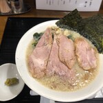 流行るより愛される一杯を - 背脂潮中華そば   930円