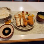 Tonkatsu Ara Tama - ミックスかつ定食