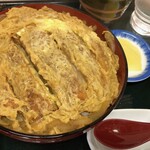 日の出食堂 - 「かつ丼」750円