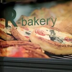 R-bakery - 