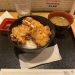 骨付鳥、からあげ、ハイボール がブリチキン。 - 