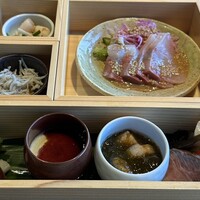 グリシーヌ - 