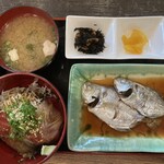 Oshokujidokoro Sengyoshou Uotetsu - 海鮮丼と煮付け 1500円