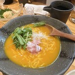 北新地ここの - 〆はウニ出汁ラーメンで。もちもちの麺が最高