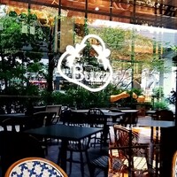 Bistro Buzz 赤坂 - 
