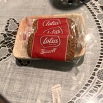 金田園 - 2人で行って何故か3つのオマケの菓子、これも行く度に数が違う