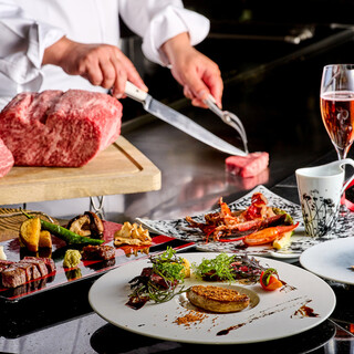 Perfect for anniversaries ◆Various courses with Steak as the main dish. Plenty of wine too