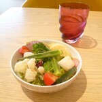 ル カフェ ヴィー - サラド