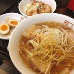 喜多方ラーメン 坂内 - ねぎラーメン