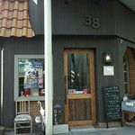 コムカフェ 三八屋 - こんな外観です ☆･ﾟ:*